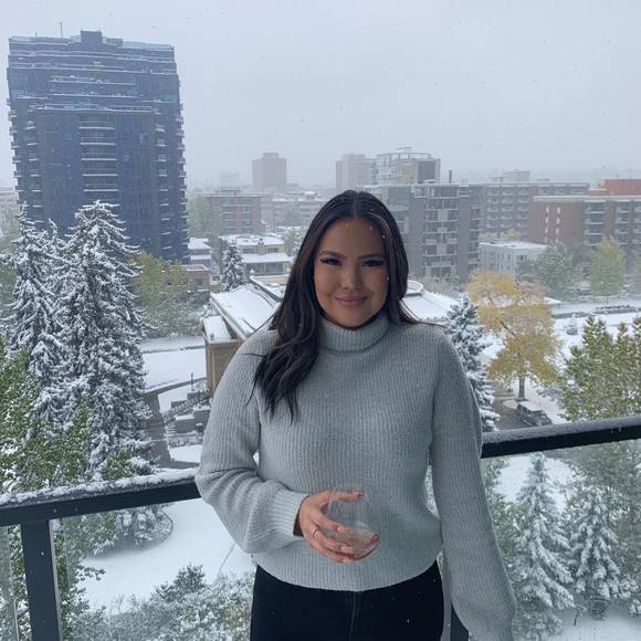 Meet your Posher, Brianna - Picture 1 of 1